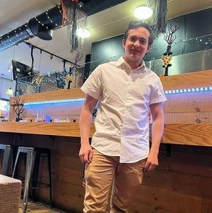 Meet your Posher, Fernando